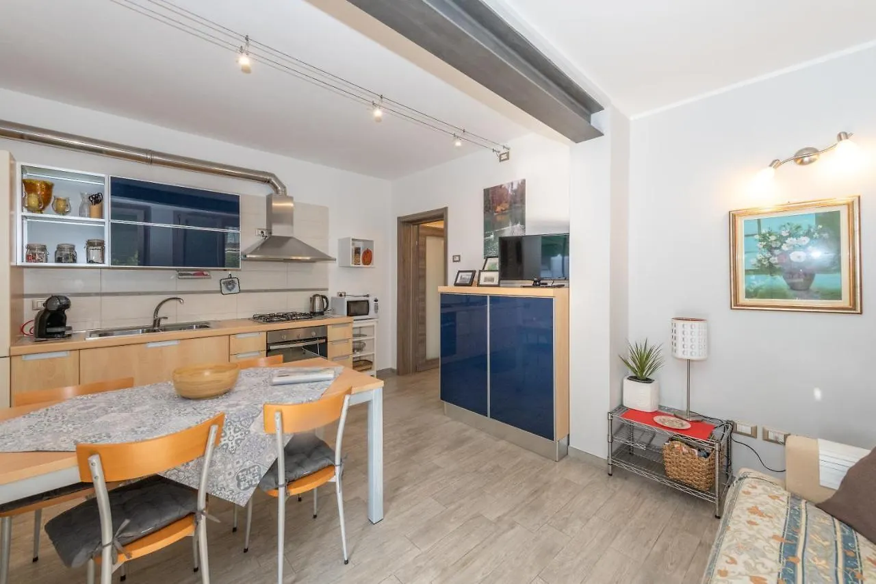Holiday home Casacobelli Apartment Monzambano