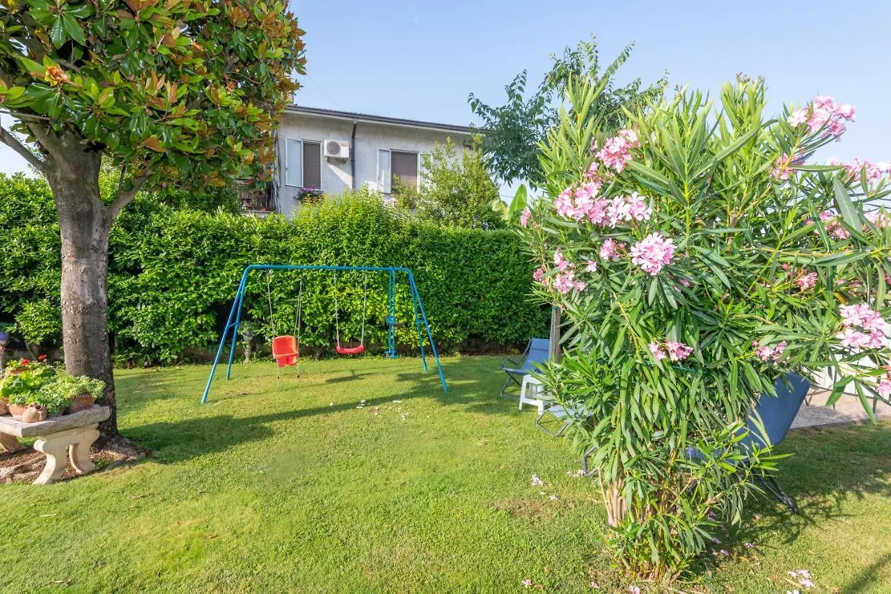 Casacobelli Apartment Monzambano 0*,  Italy